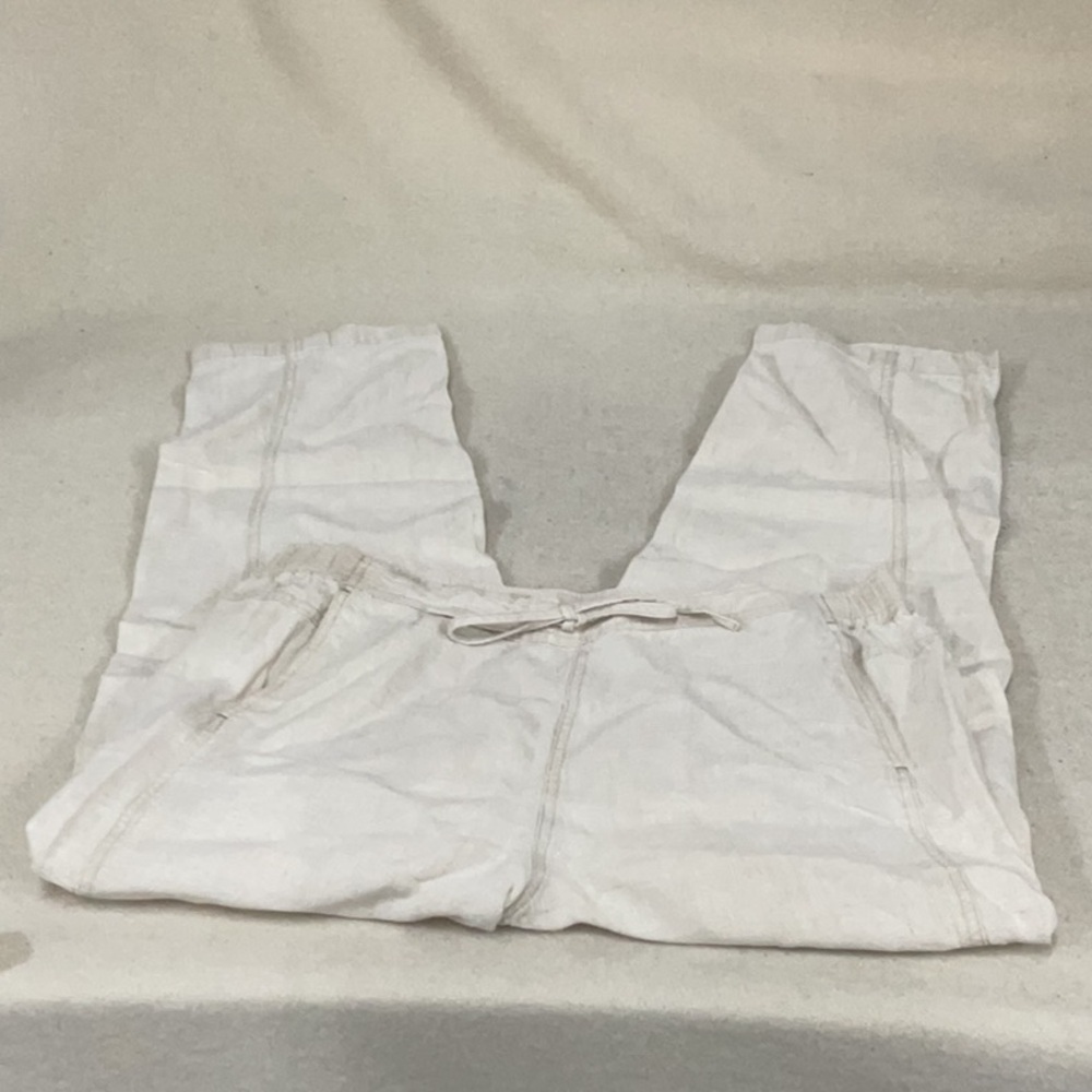 EUC woman’s khaki ORVIS pants - Picture 2 of 5